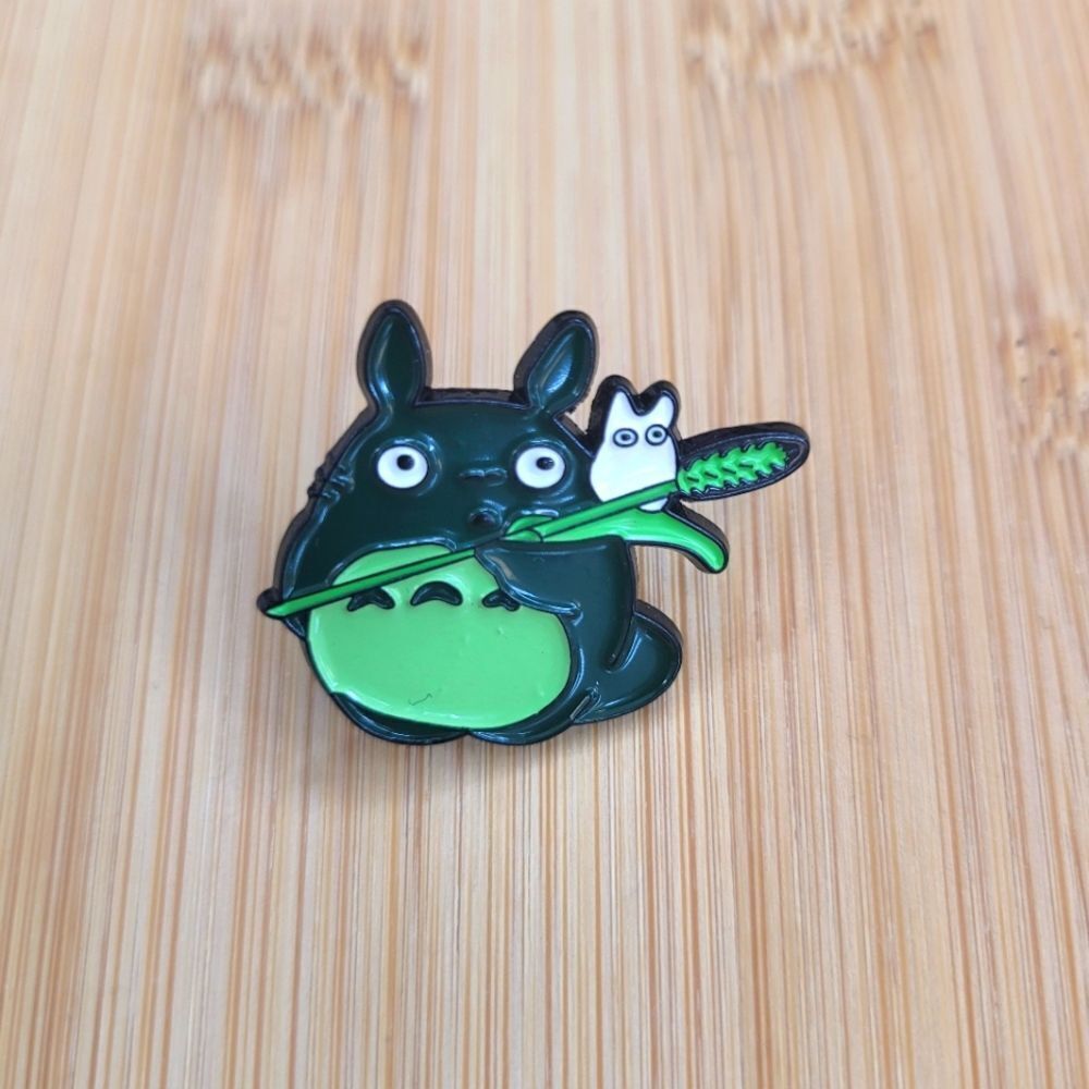 2/$20 Brand New My Neighbor Totoro Pin Brooch Green
